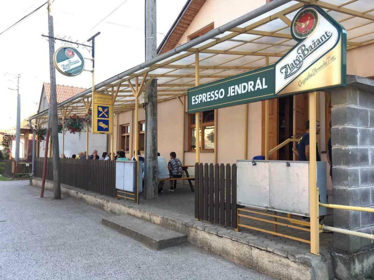 Penzion Jendral Hrabusice Exterior photo